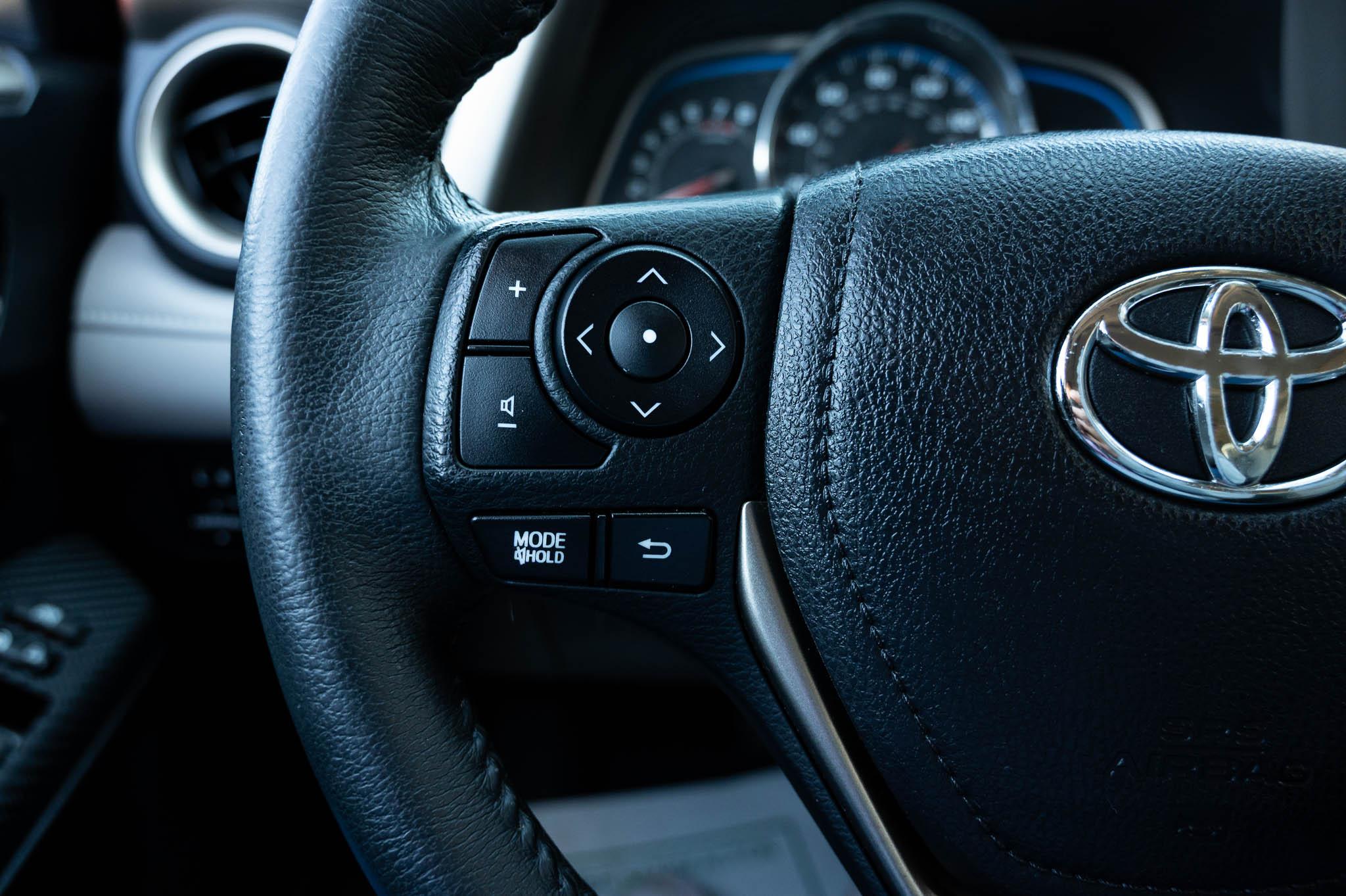 Toyota RAV4 Limited AWD 2015