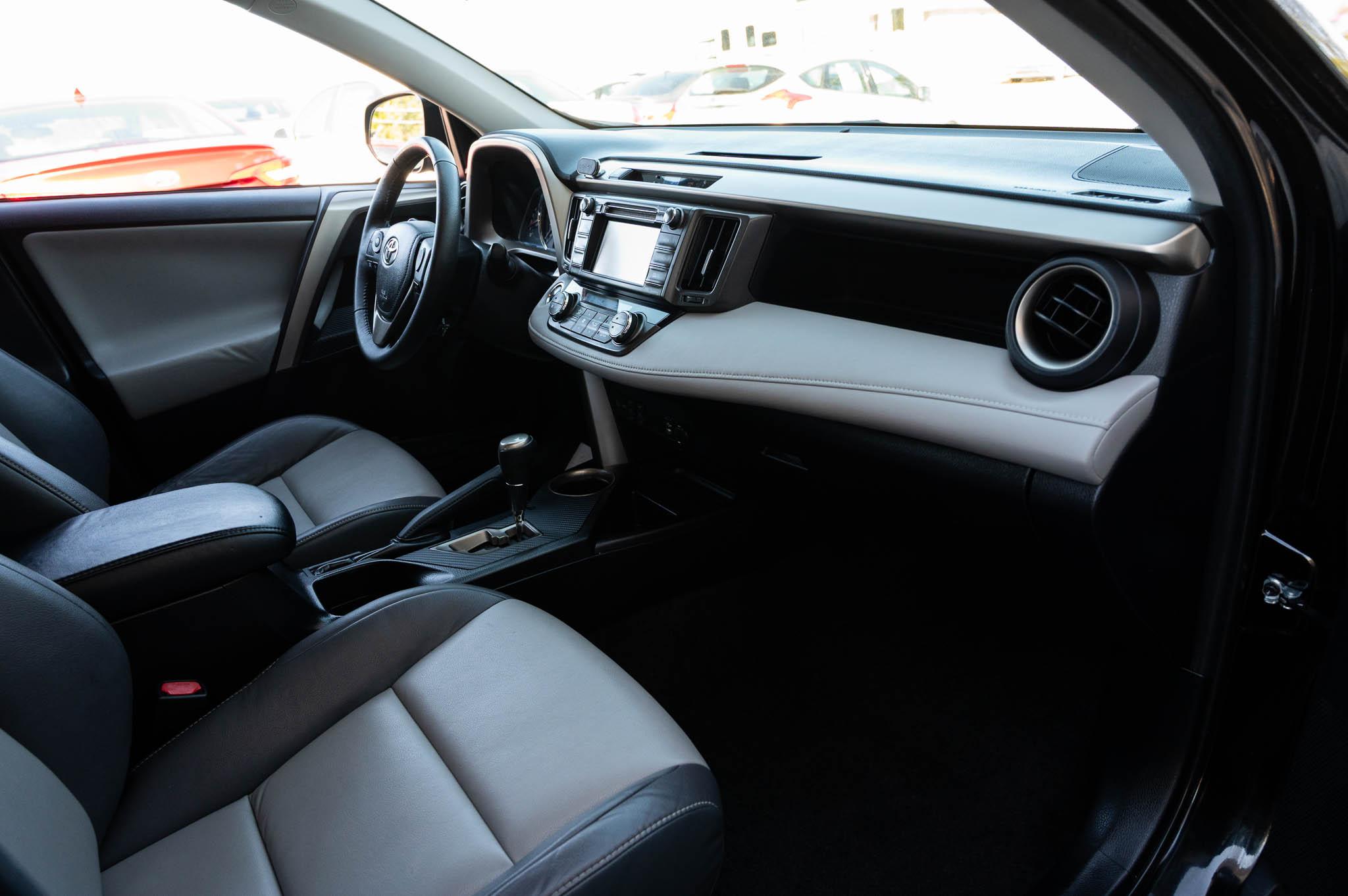 Toyota RAV4 Limited AWD 2015