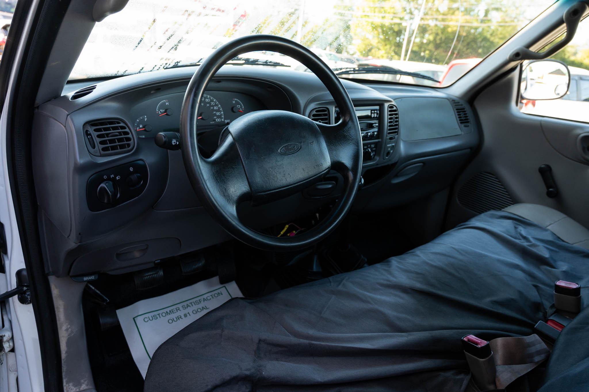Ford F-150 Work 2000