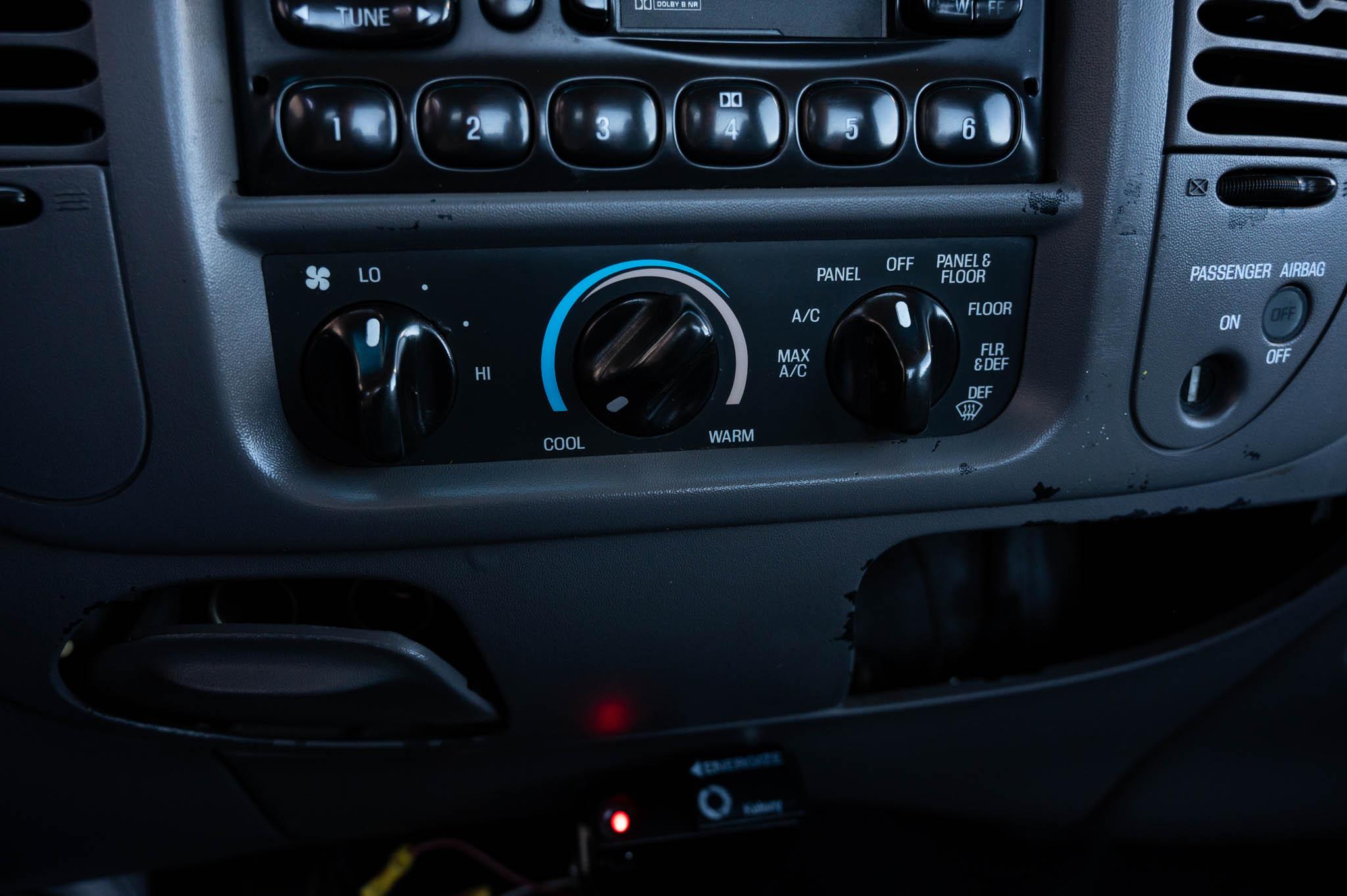 Ford F-150 Work 2000