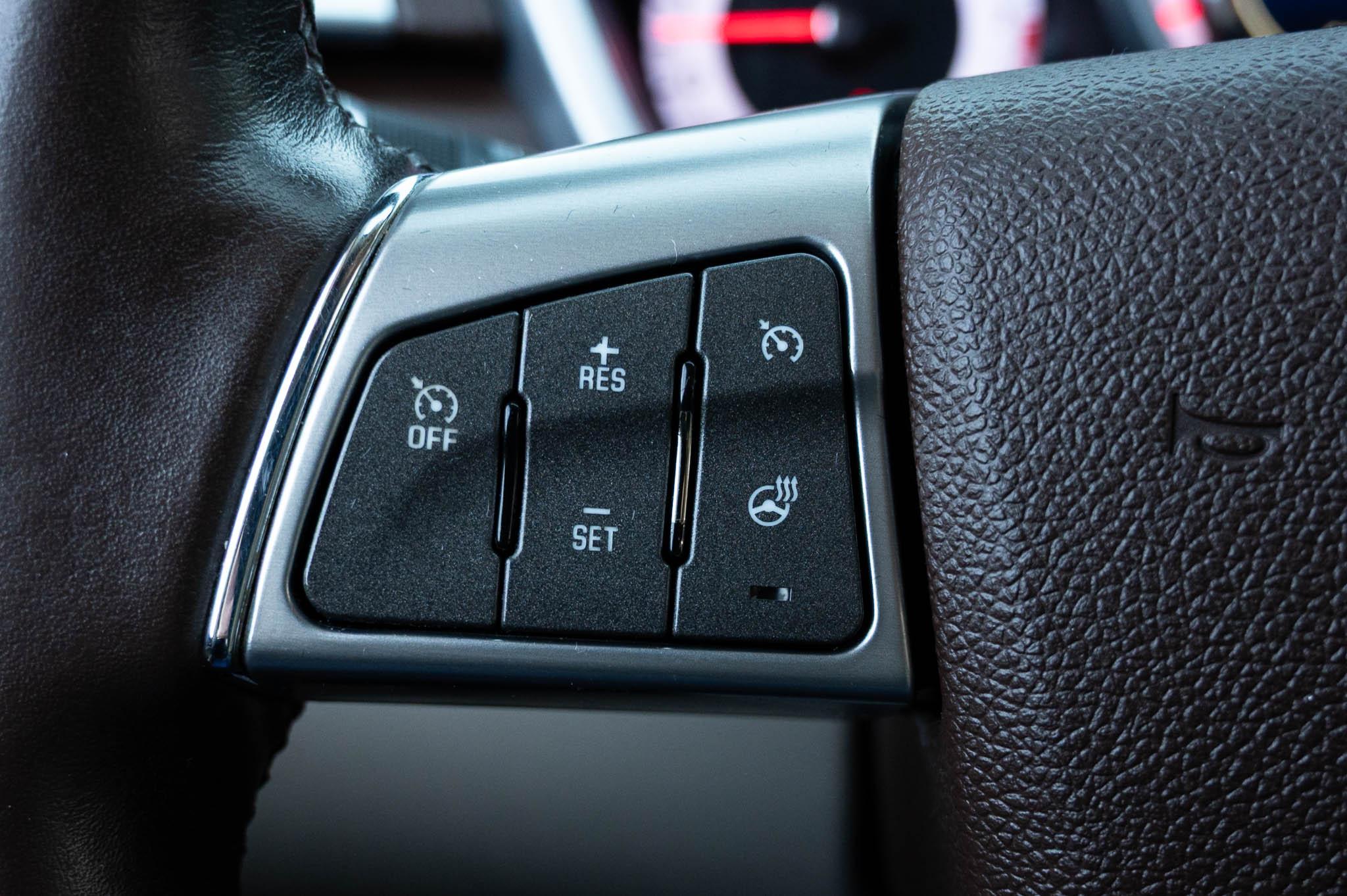 Cadillac SRX Luxury 2012