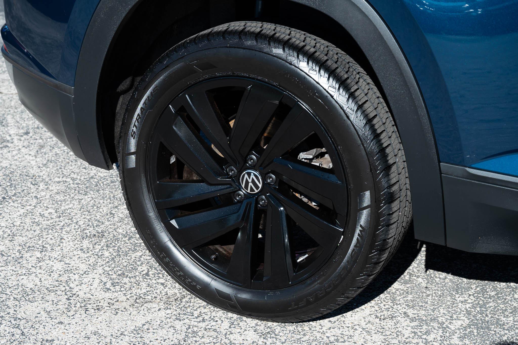 Volkswagen Atlas Cross Sport SE w/Technology 4MOTION 2022