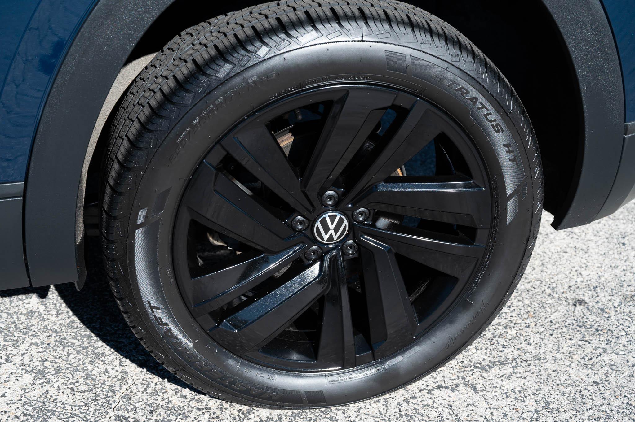 Volkswagen Atlas Cross Sport SE w/Technology 4MOTION 2022