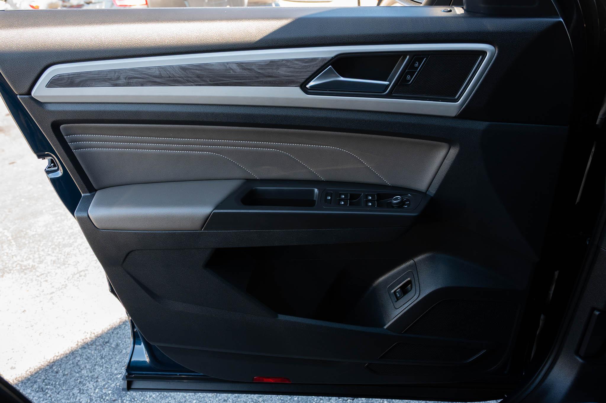 Volkswagen Atlas Cross Sport SE w/Technology 4MOTION 2022