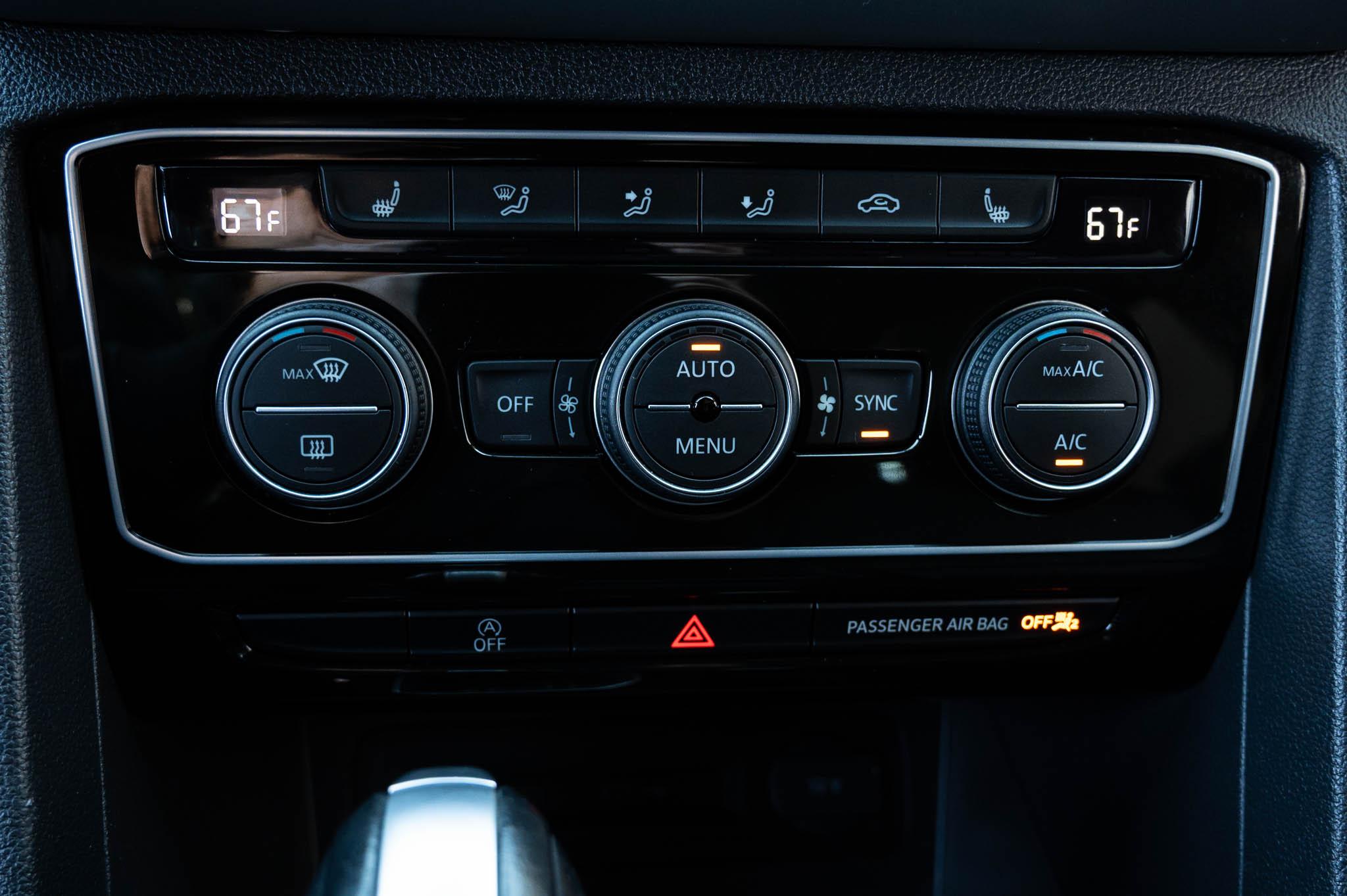 Volkswagen Atlas Cross Sport SE w/Technology 4MOTION 2022