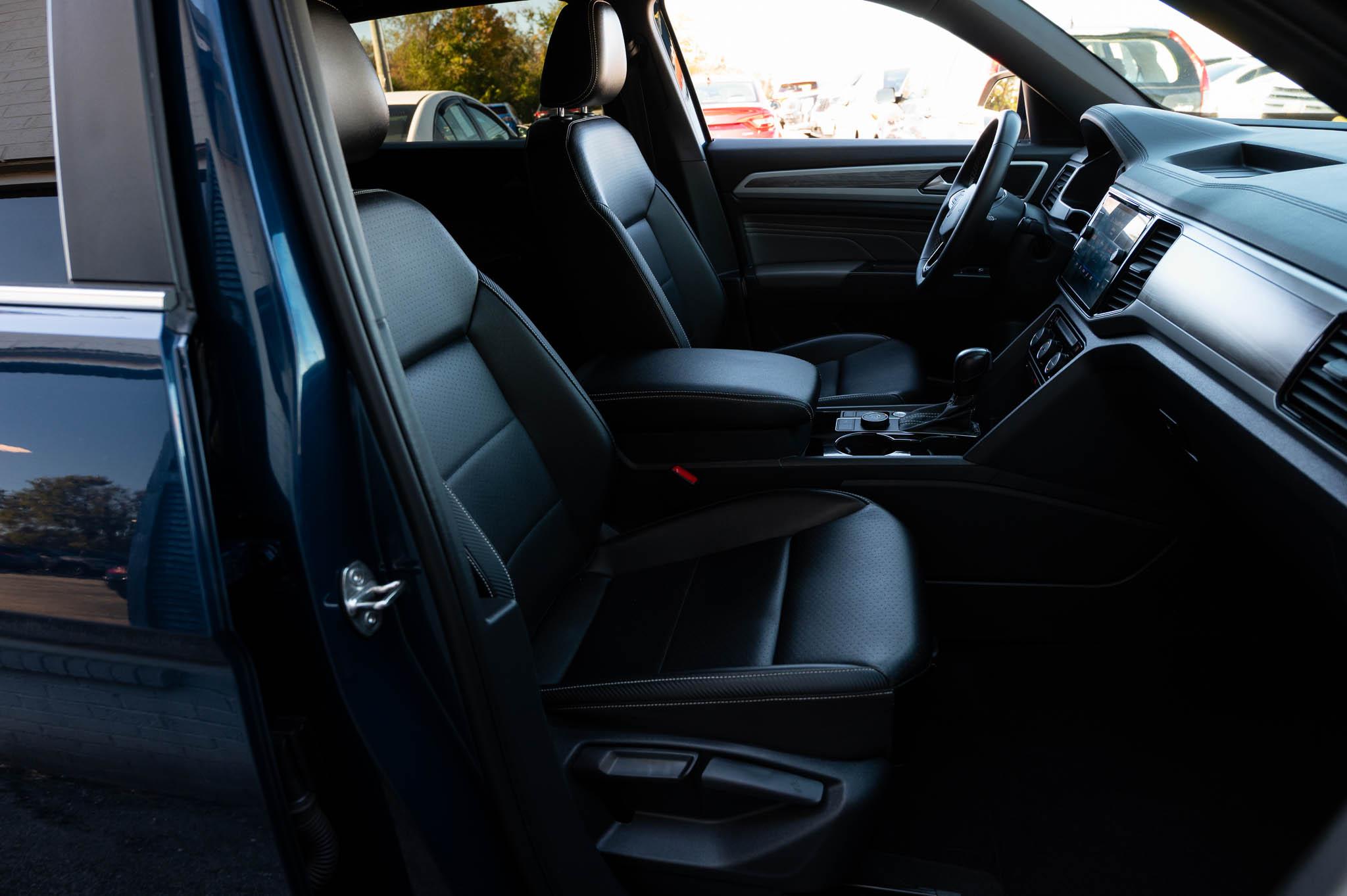 Volkswagen Atlas Cross Sport SE w/Technology 4MOTION 2022