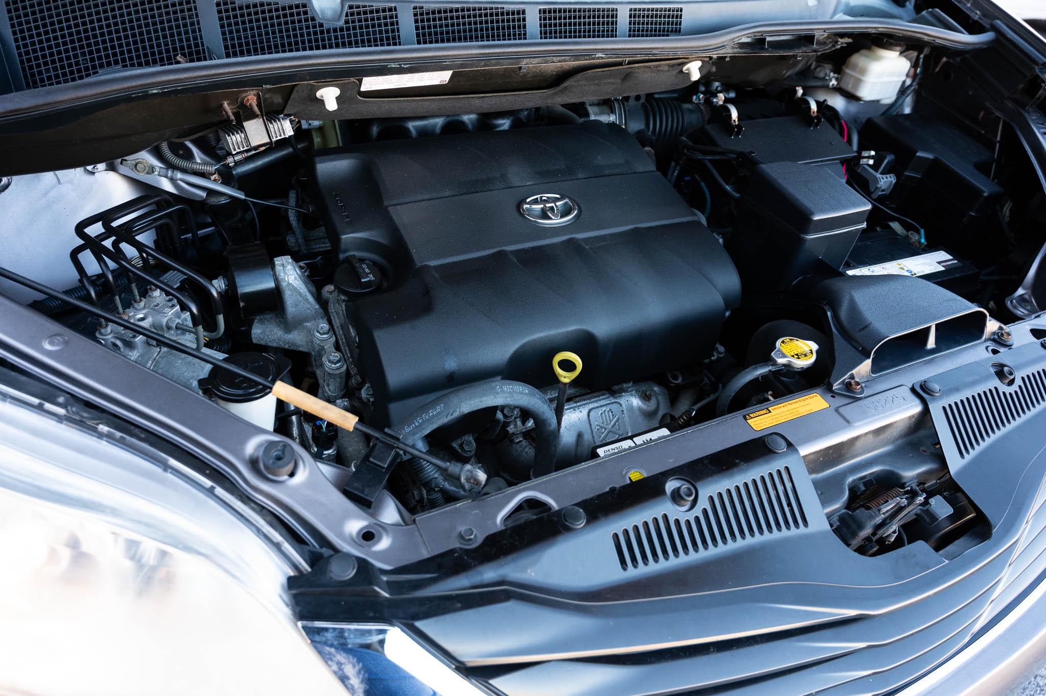 Toyota Sienna LE FWD 8-Passenger V6 2013