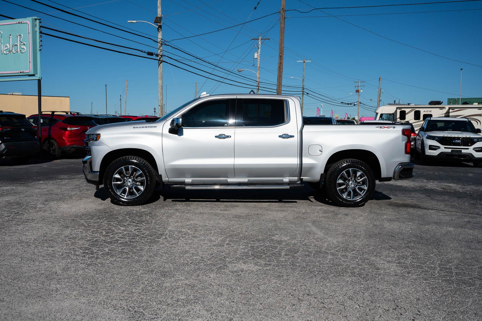 Chevrolet Silverado 1500 LTZ Crew Cab 4WD 2021
