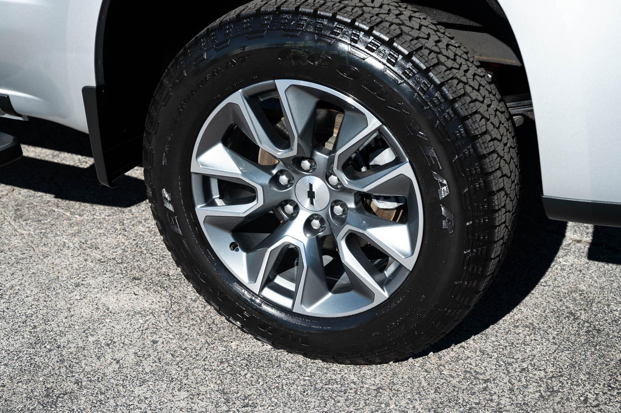 Chevrolet Silverado 1500 LTZ Crew Cab 4WD 2021