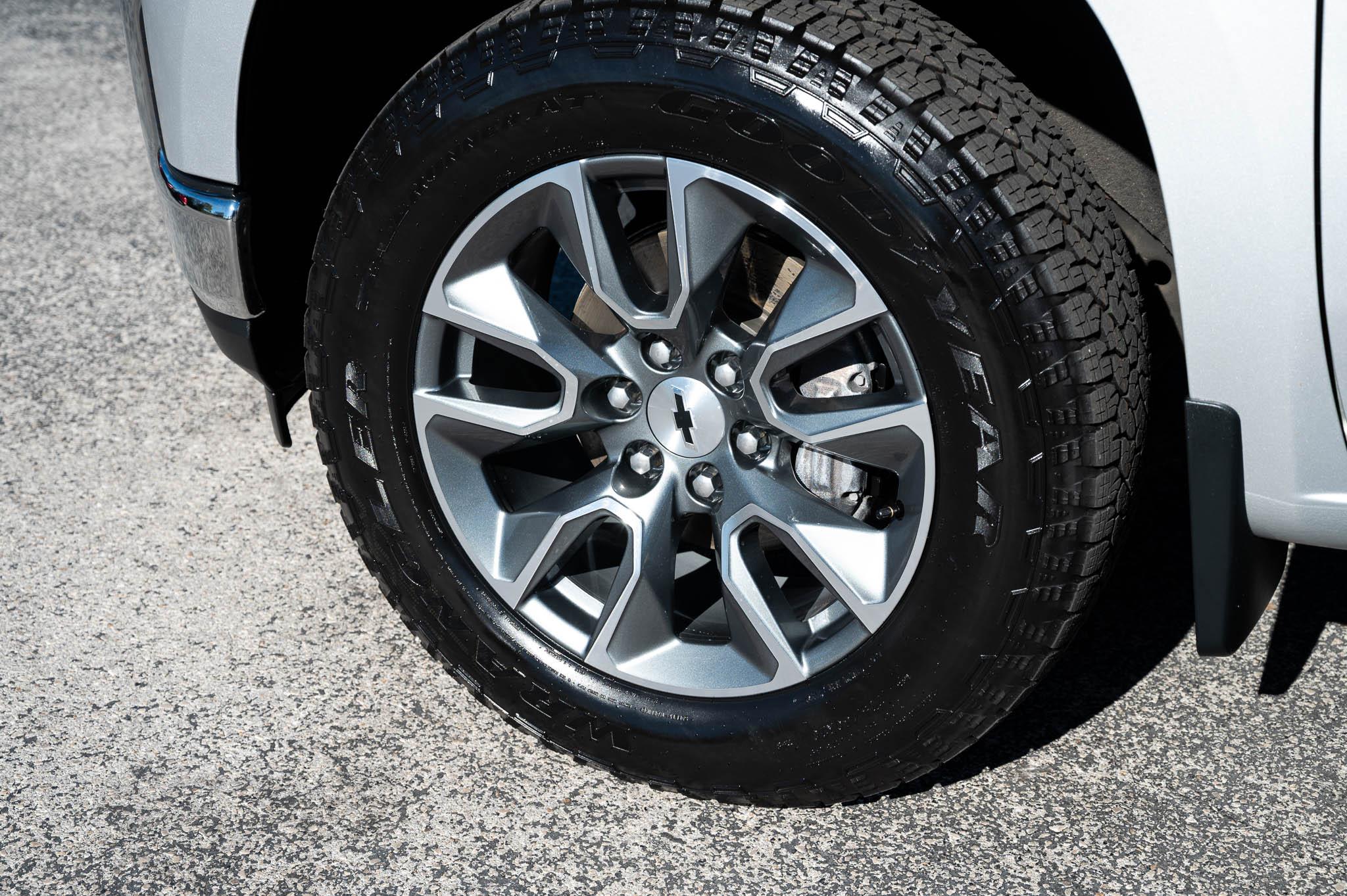 Chevrolet Silverado 1500 LTZ Crew Cab 4WD 2021