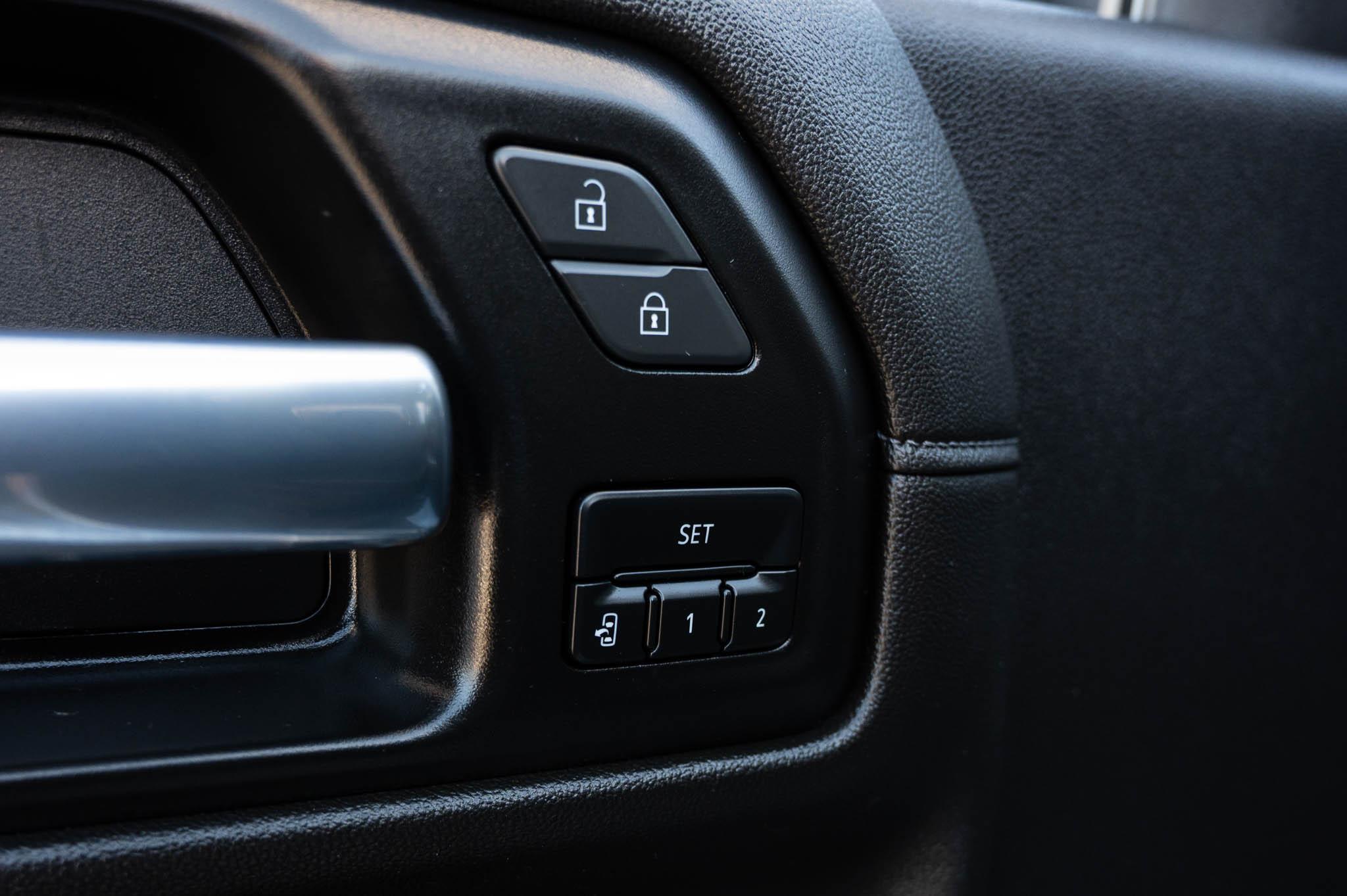 Chevrolet Silverado 1500 LTZ Crew Cab 4WD 2021