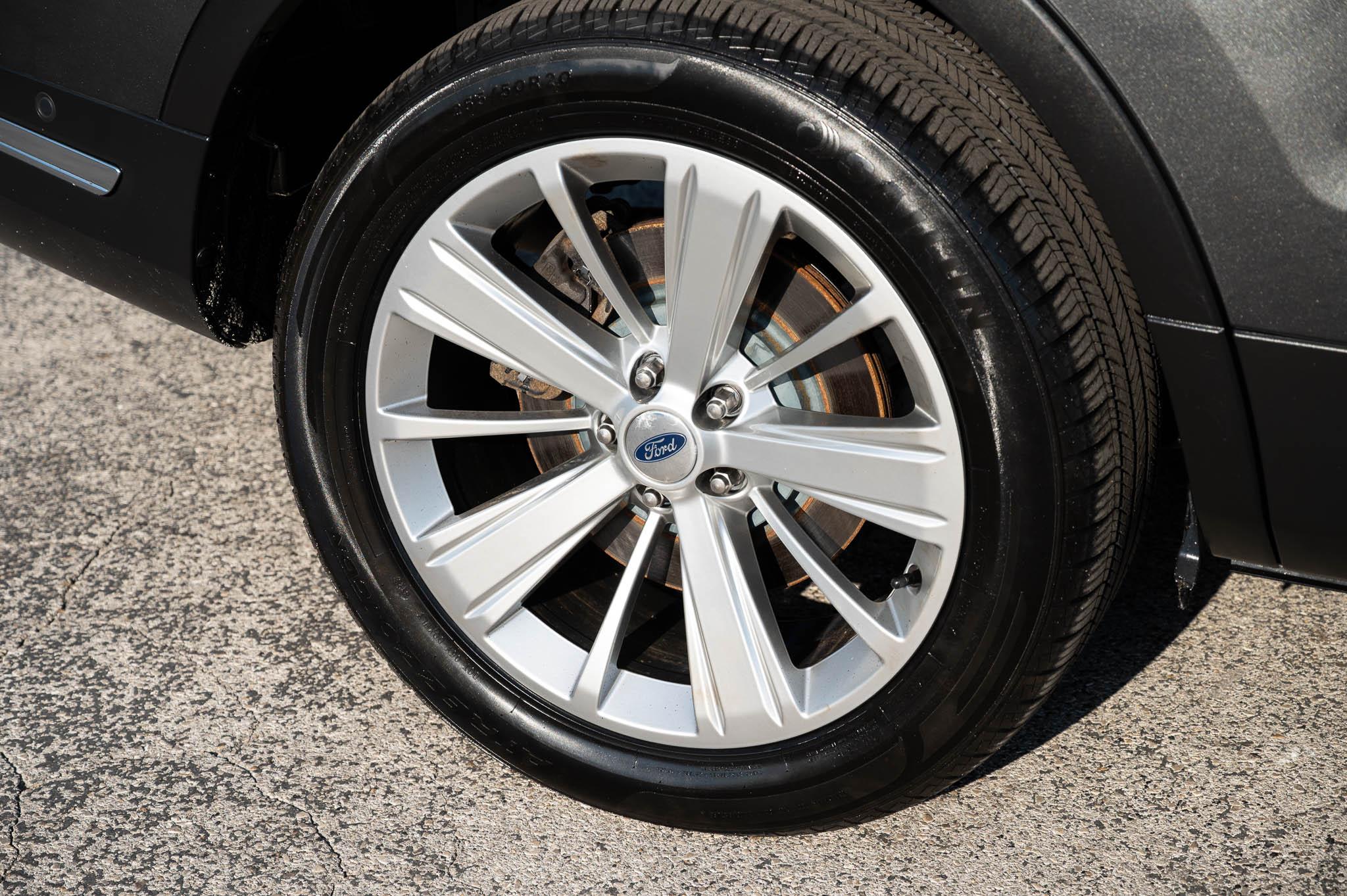 Ford Explorer Limited 4WD 2018