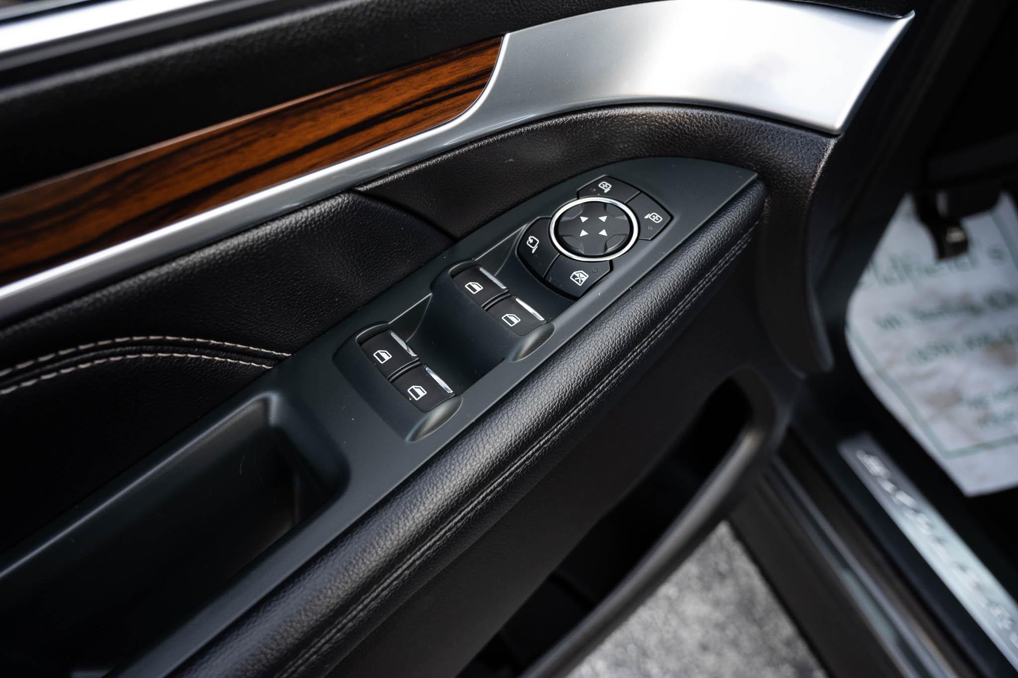 Ford Explorer Limited 4WD 2018