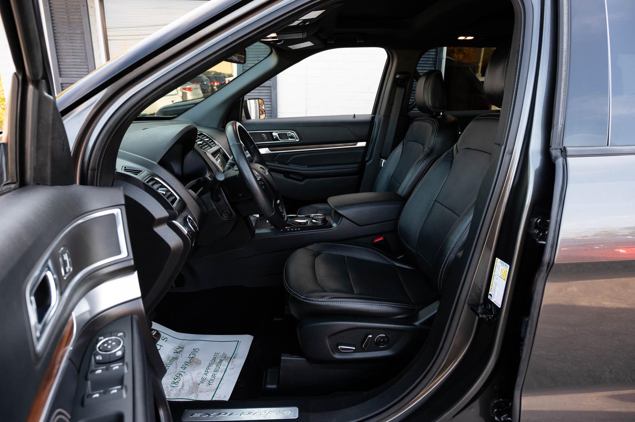 Ford Explorer Limited 4WD 2018