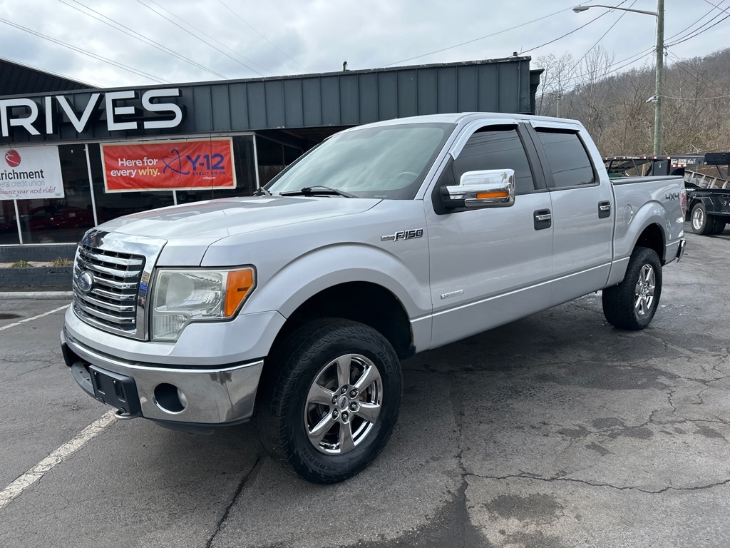 2011 Ford F-150 4WD SuperCrew 145" XLT