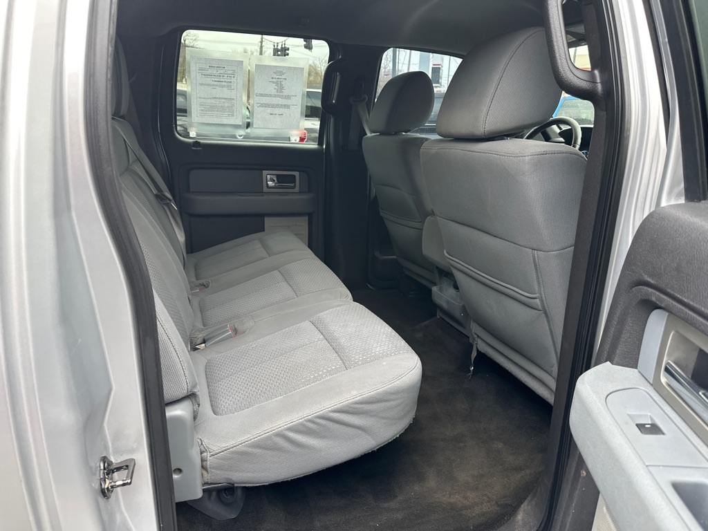 Ford F-150 4WD SuperCrew 145" Platinum 2011