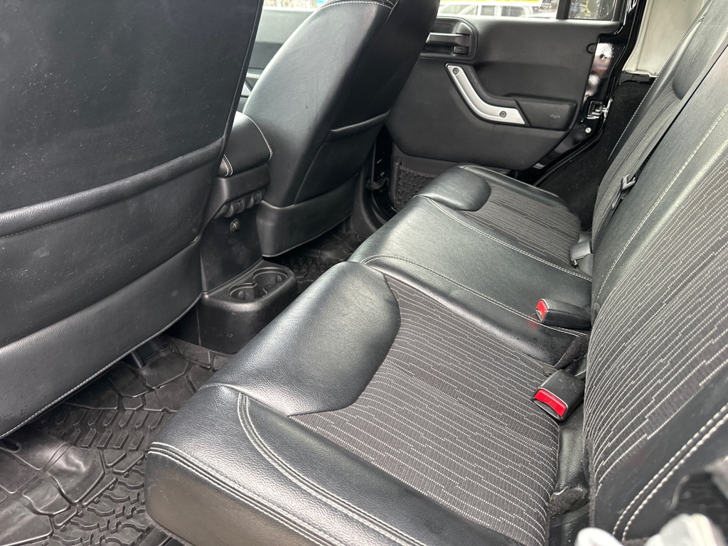 Jeep Wrangler Unlimited 4WD 4dr Freedom Edition *Ltd Avail* 2013