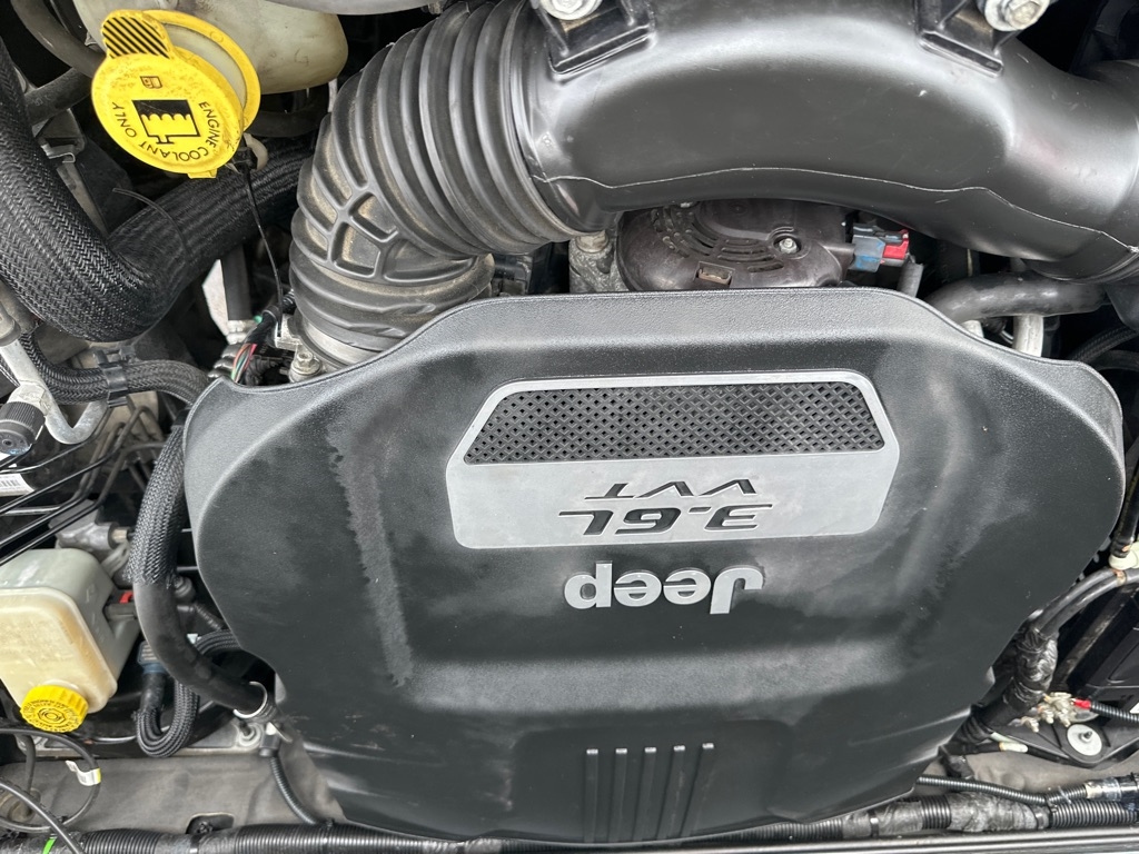 Jeep Wrangler Unlimited 4WD 4dr Freedom Edition *Ltd Avail* 2013