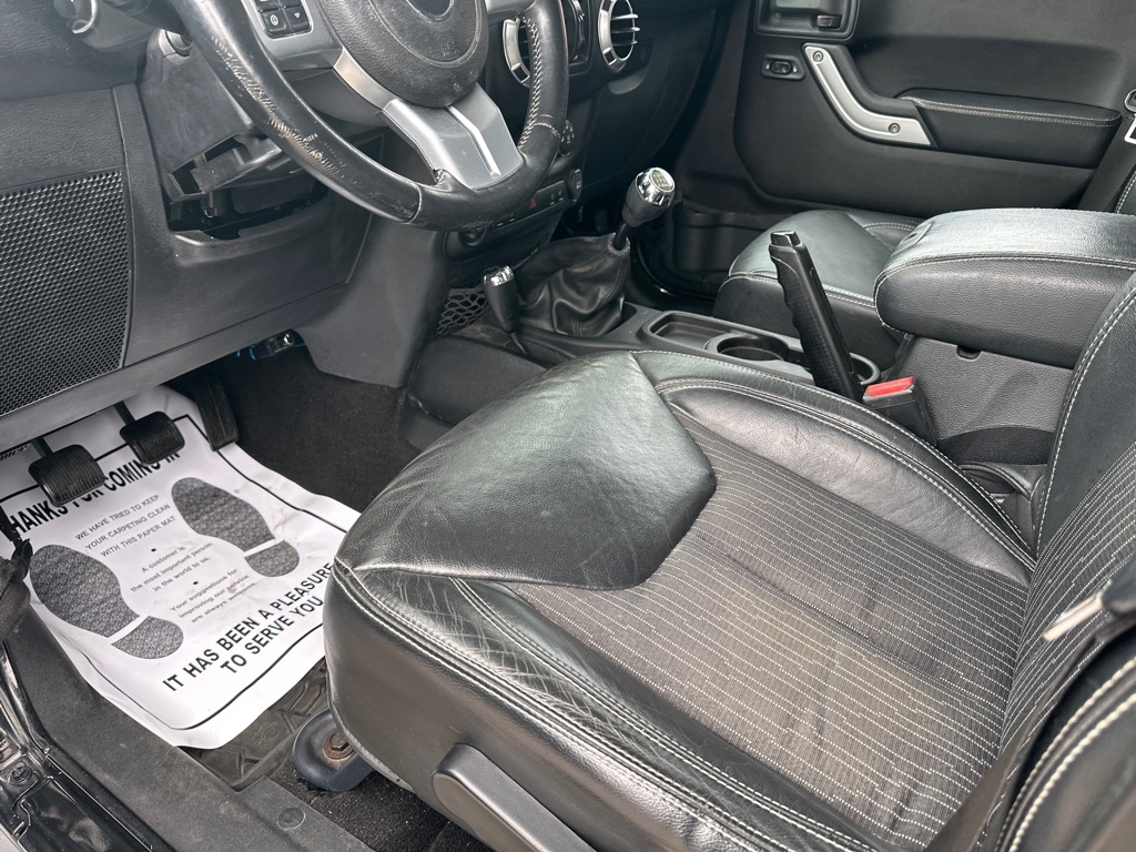 Jeep Wrangler Unlimited 4WD 4dr Freedom Edition *Ltd Avail* 2013