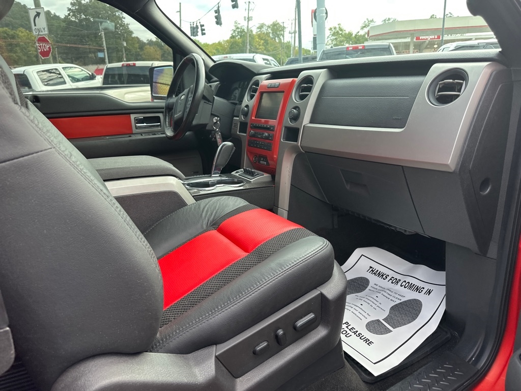 2010 Ford F-150 SVT Raptor photo 3