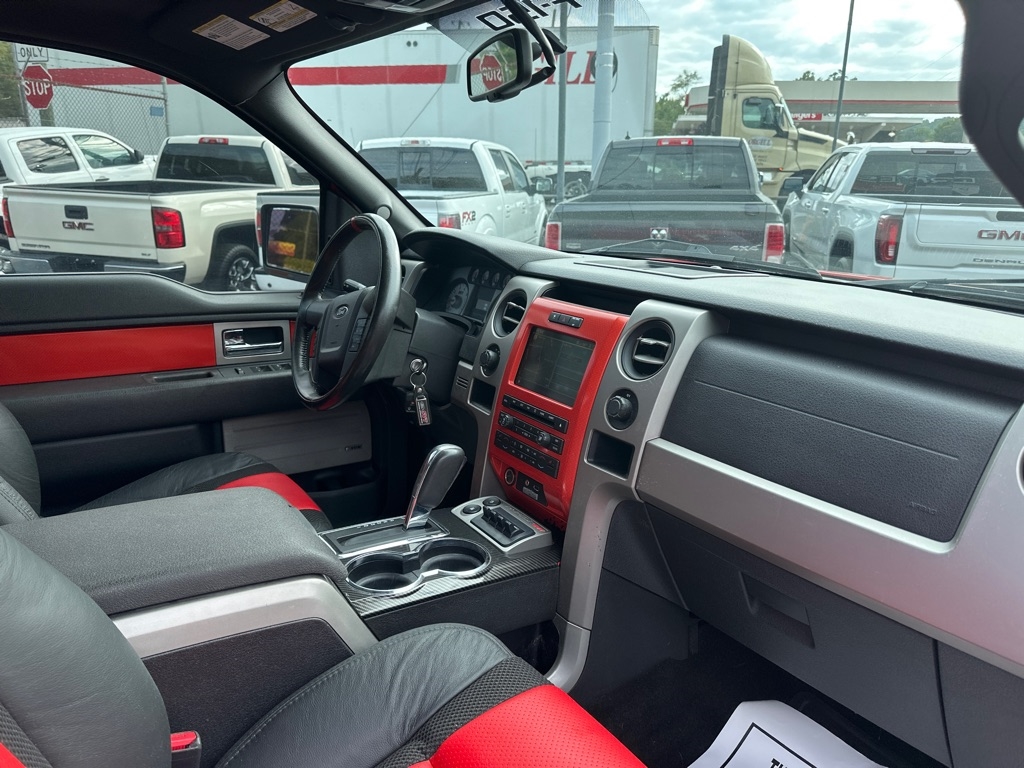 2010 Ford F-150 SVT Raptor photo 5