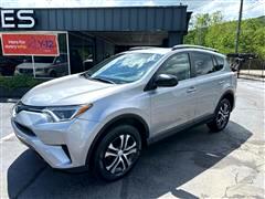 2017 Toyota RAV4  2017 Toyota RAV4