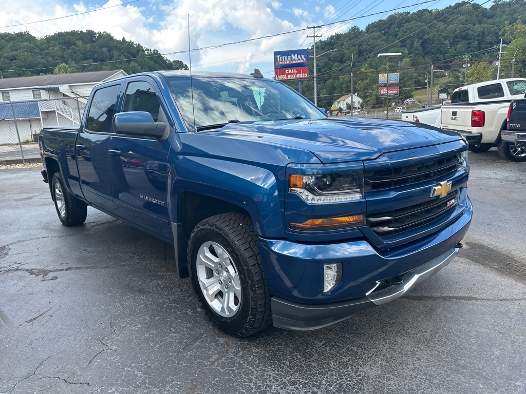 Chevrolet Silverado 1500 4WD Crew Cab 153.0" LT w/2LT 2017 Chevrolet Silverado 1500 4WD Crew Cab 153.0" LT w/2LT 2017