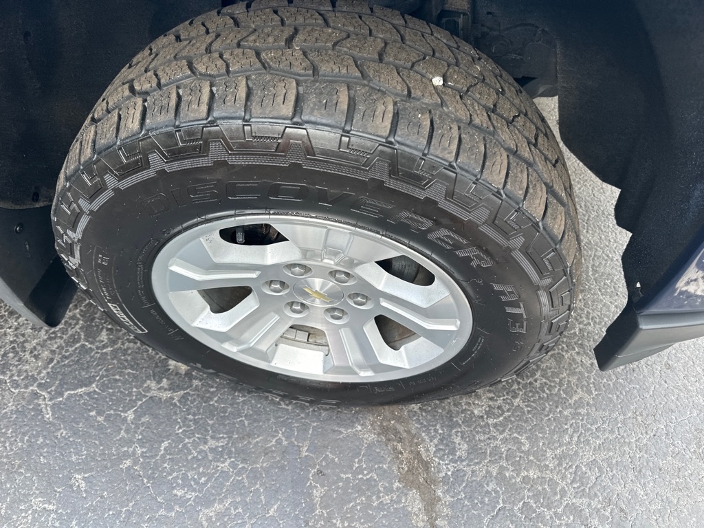 Chevrolet Silverado 1500 4WD Crew Cab 153.0" LT w/2LT 2017 Chevrolet Silverado 1500 4WD Crew Cab 153.0" LT w/2LT 2017