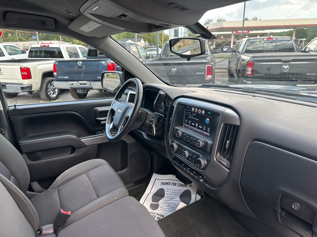 Chevrolet Silverado 1500 4WD Crew Cab 153.0" LT w/2LT 2017 Chevrolet Silverado 1500 4WD Crew Cab 153.0" LT w/2LT 2017