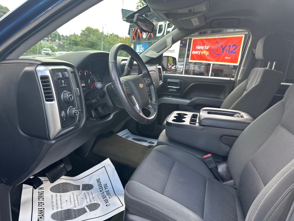 Chevrolet Silverado 1500 4WD Crew Cab 153.0" LT w/2LT 2017 Chevrolet Silverado 1500 4WD Crew Cab 153.0" LT w/2LT 2017