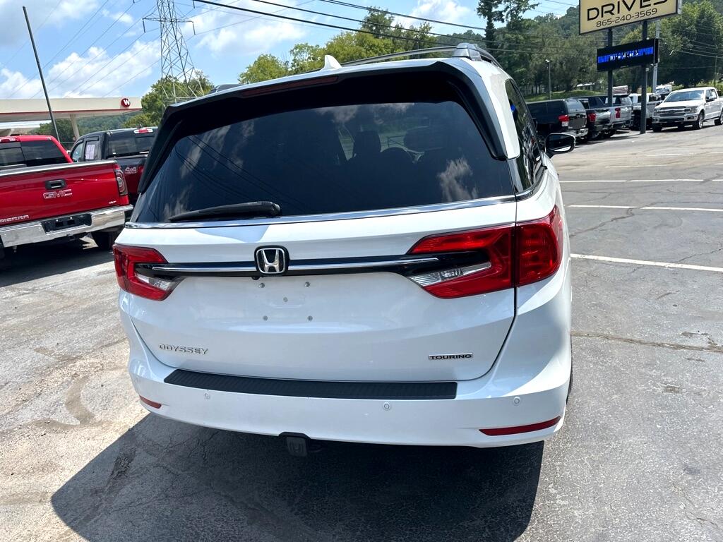 2021 Honda Odyssey Touring photo 2