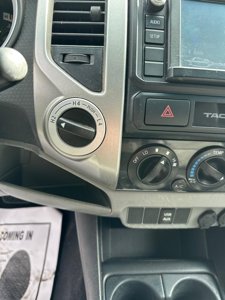 Toyota Tacoma 4WD Double Cab V6 MT (Natl) 2014