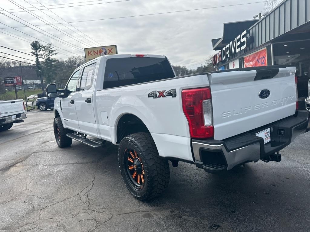 Ford Super Duty F-250 SRW King Ranch 4WD Crew Cab 8' Box 2019