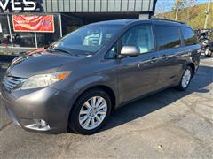 2012 Toyota Sienna  2012 Toyota Sienna