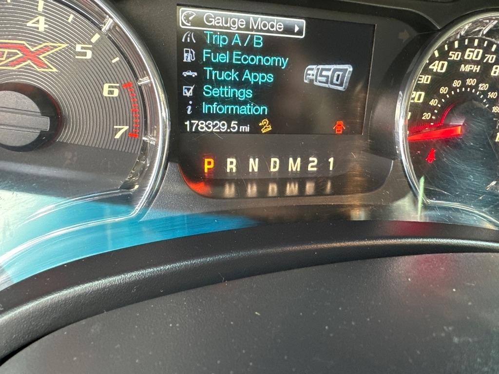 Ford F-150 4WD SuperCrew 145" Platinum 2014