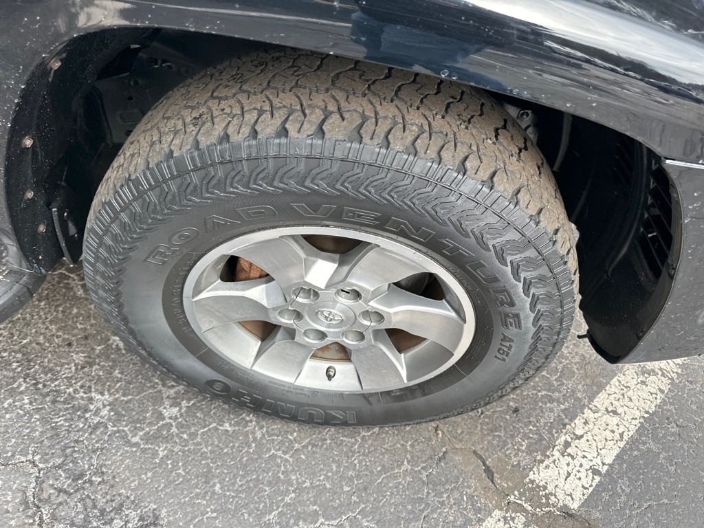 Toyota 4Runner 4WD 4dr V6 Limited (Natl) 2013