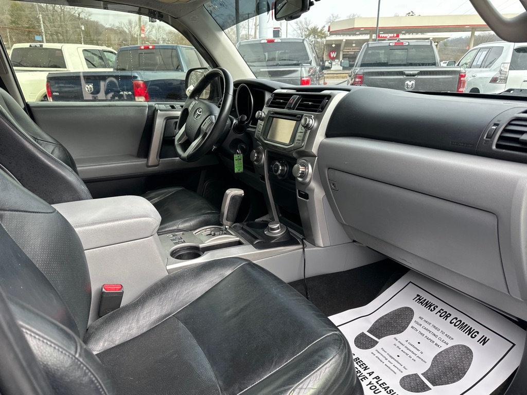 Toyota 4Runner 4WD 4dr V6 Limited (Natl) 2013