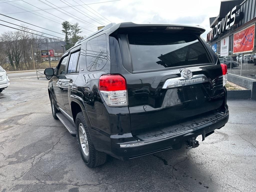 Toyota 4Runner 4WD 4dr V6 Limited (Natl) 2013