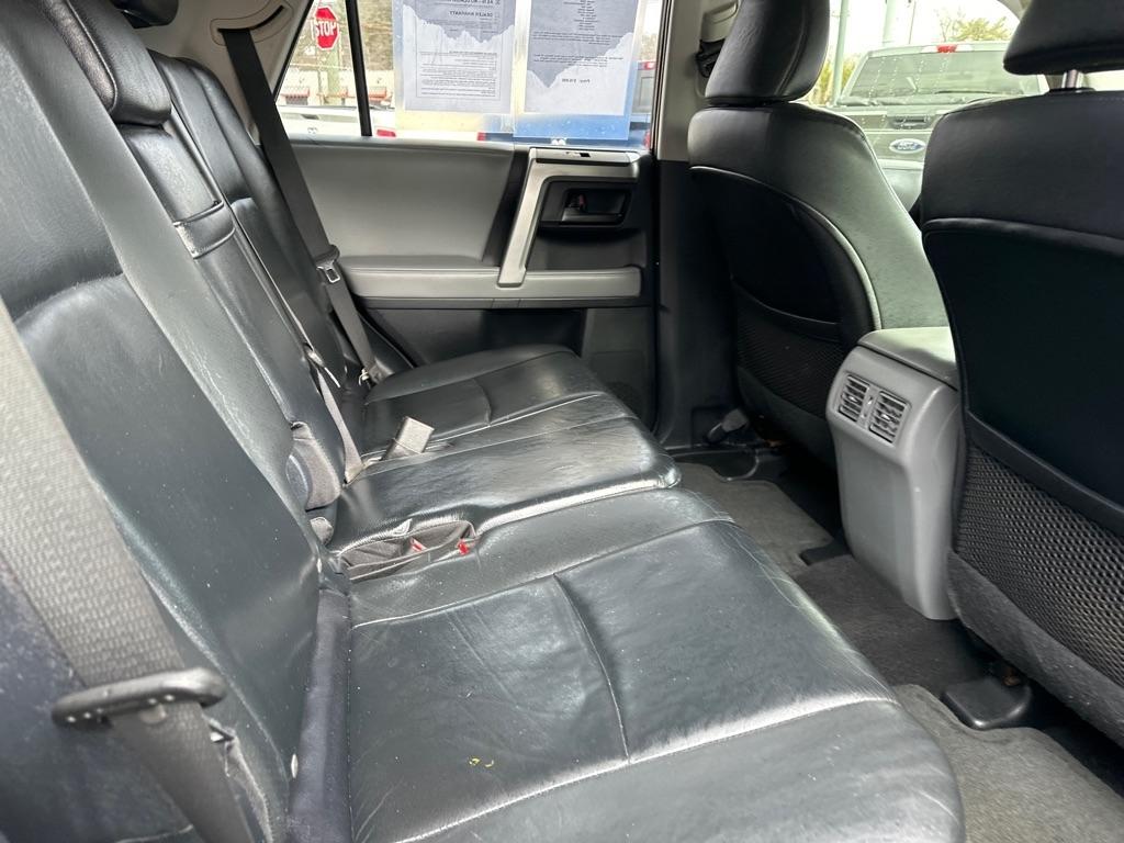 Toyota 4Runner 4WD 4dr V6 Limited (Natl) 2013