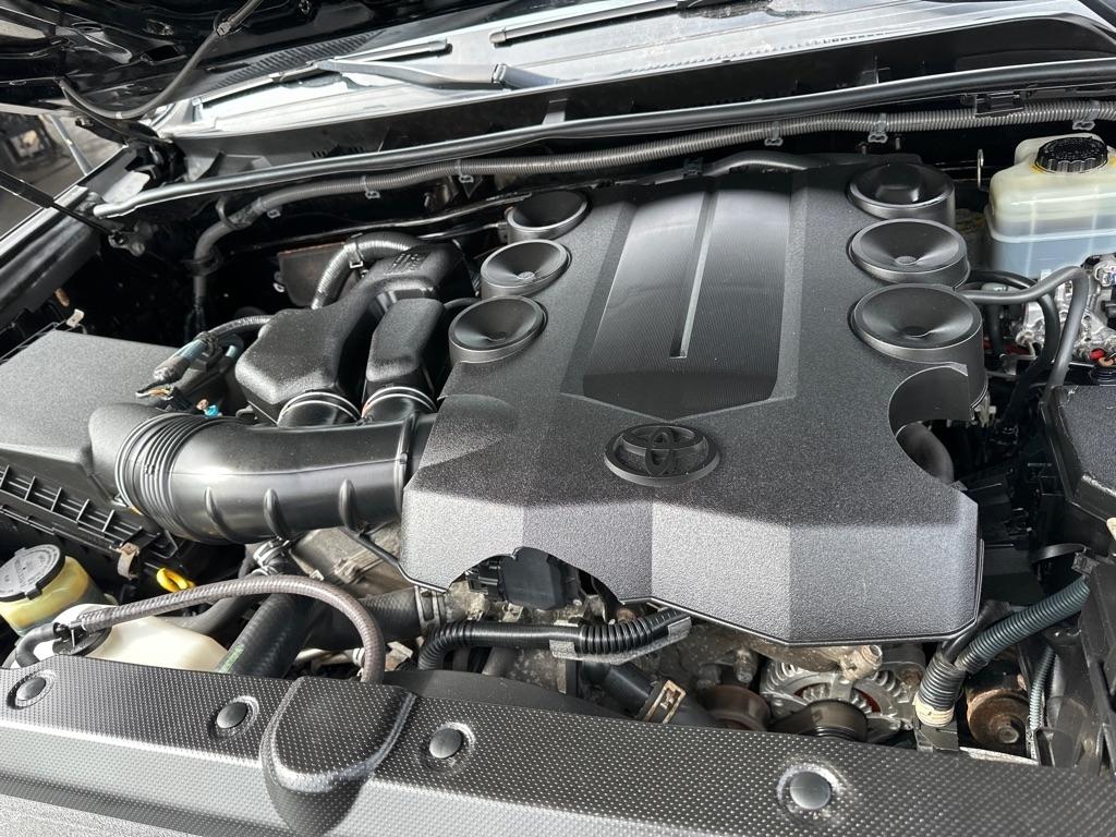 Toyota 4Runner 4WD 4dr V6 Limited (Natl) 2013