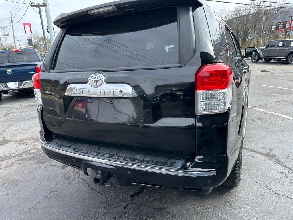 Toyota 4Runner 4WD 4dr V6 Limited (Natl) 2013