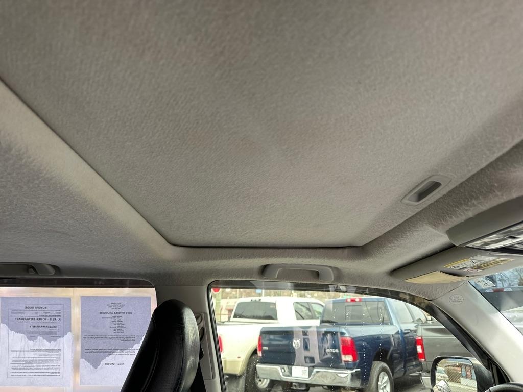 Toyota 4Runner 4WD 4dr V6 Limited (Natl) 2013