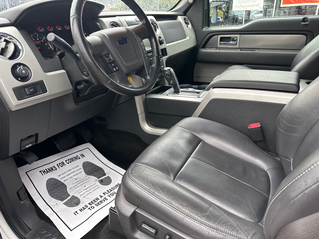Ford F-150 2WD SuperCrew 145" King Ranch 2013 Ford F-150 2WD SuperCrew 145" King Ranch 2013