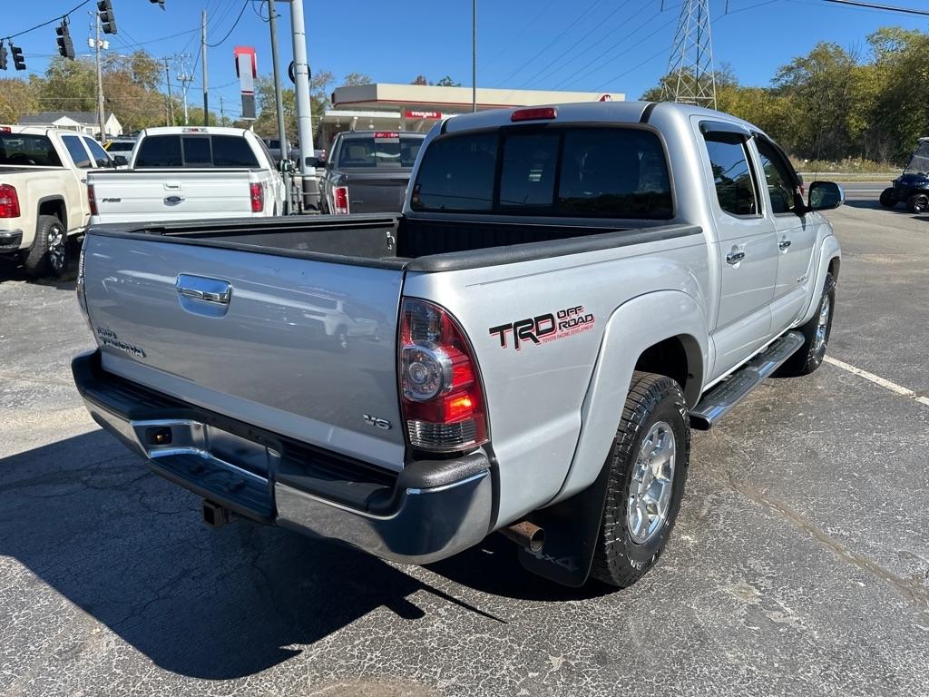 Toyota Tacoma 4WD Double Cab V6 MT (Natl) 2013