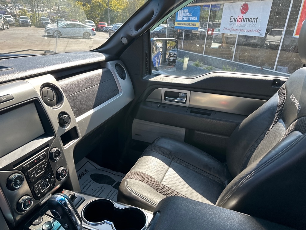 Ford F-150 4WD SuperCrew 145" SVT Raptor 2013 Ford F-150 4WD SuperCrew 145" SVT Raptor 2013