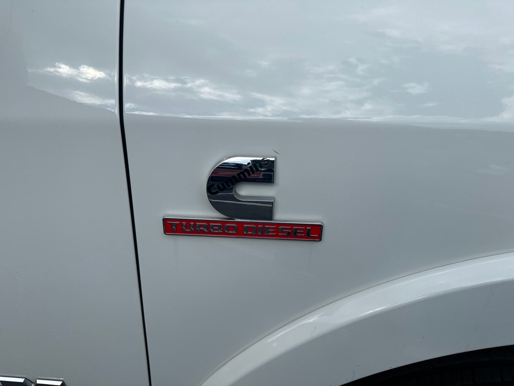 RAM 2500 Laramie 4x4 Crew Cab 6'4" Box 2019
