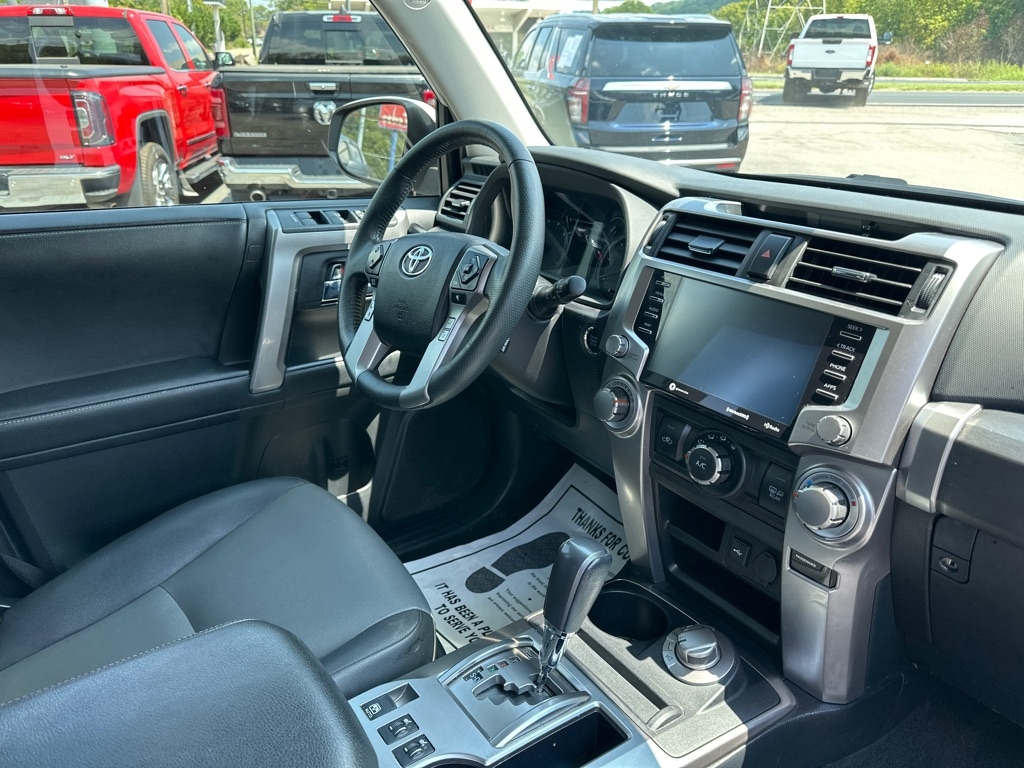 Toyota 4Runner TRD Off Road Premium 4WD (Natl) 2020