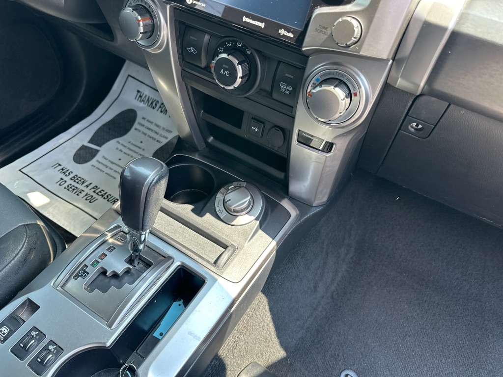 Toyota 4Runner TRD Off Road Premium 4WD (Natl) 2020