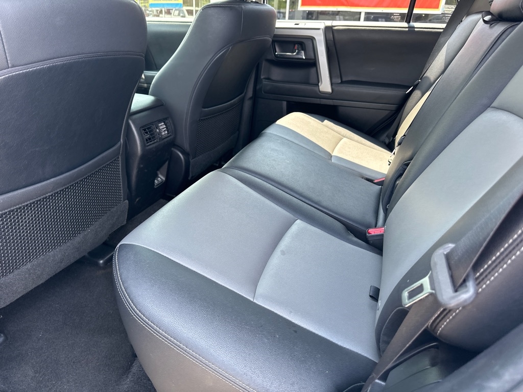 Toyota 4Runner TRD Off Road Premium 4WD (Natl) 2020