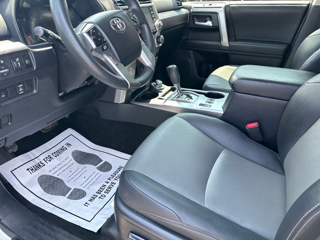 Toyota 4Runner TRD Off Road Premium 4WD (Natl) 2020